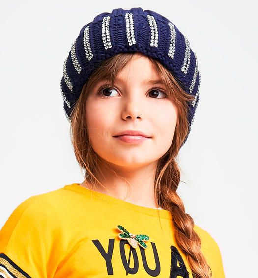 Cappello modello cuffia con risvolto di strass 