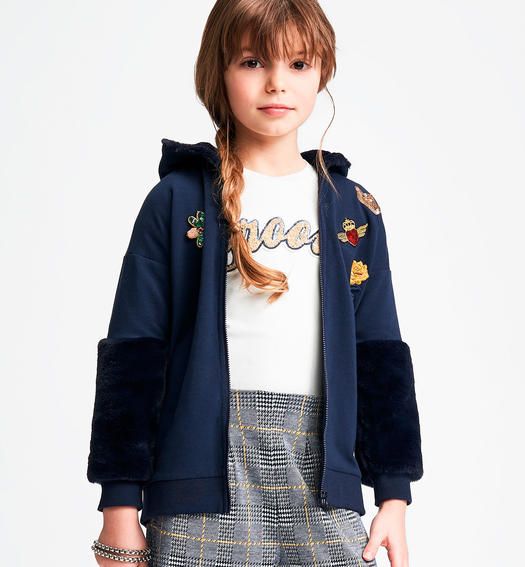 Felpa full zip con applicazioni in eco pelliccia